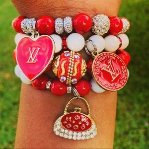 Handmade Bracelet- She loves Louie